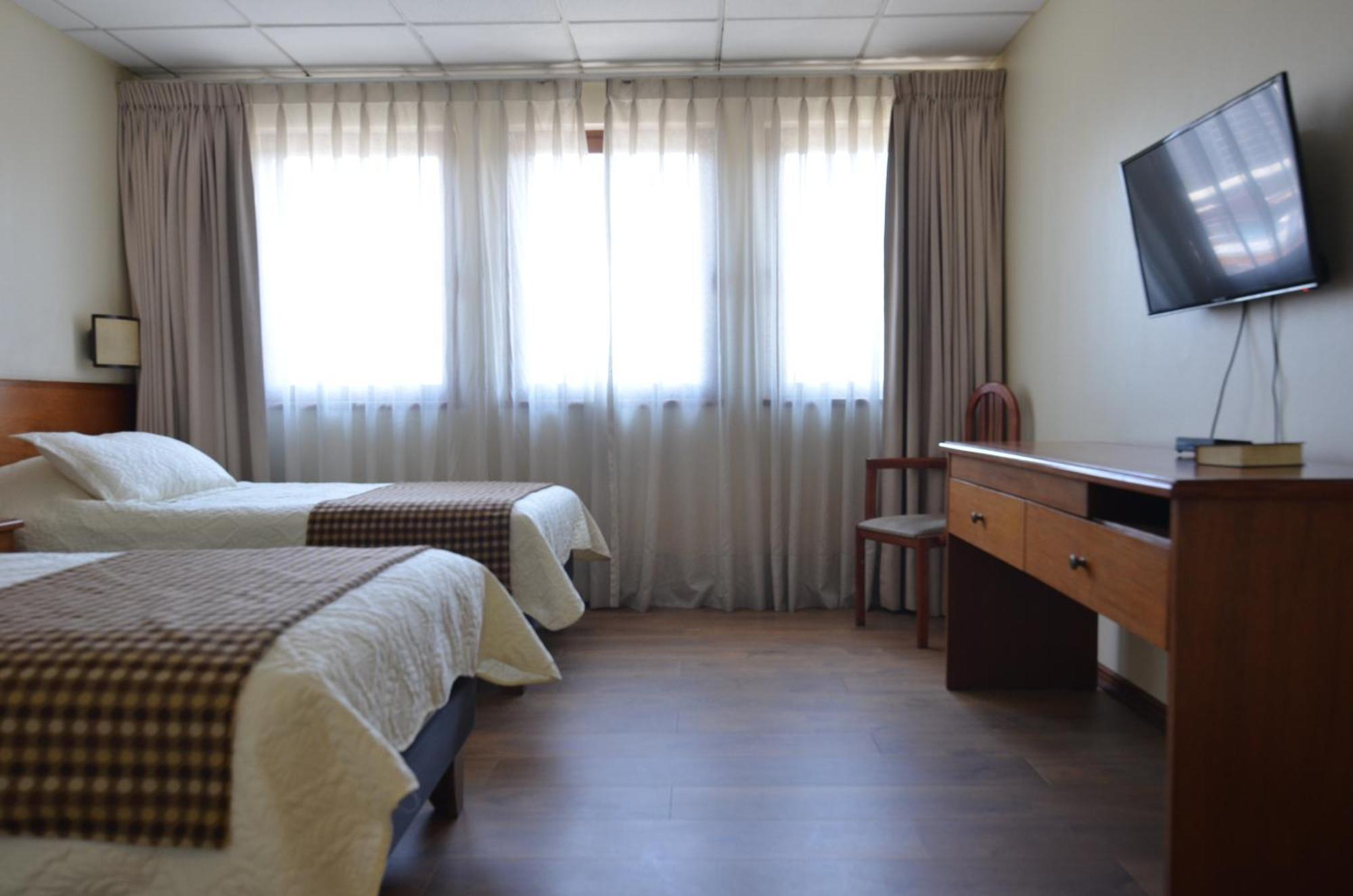 Tur Hotel Santiago Buitenkant foto